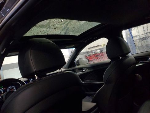 Used 2023 Kia Stinger GT2 image 11