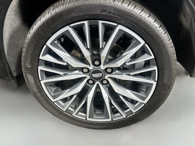 Used 2024 Cadillac XT4 Sport w/ Technology Package AWD/4WD image 31