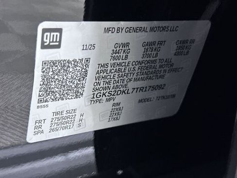 New 2026 GMC Yukon Denali w/ Sun & Power Step Package AWD/4WD image 36