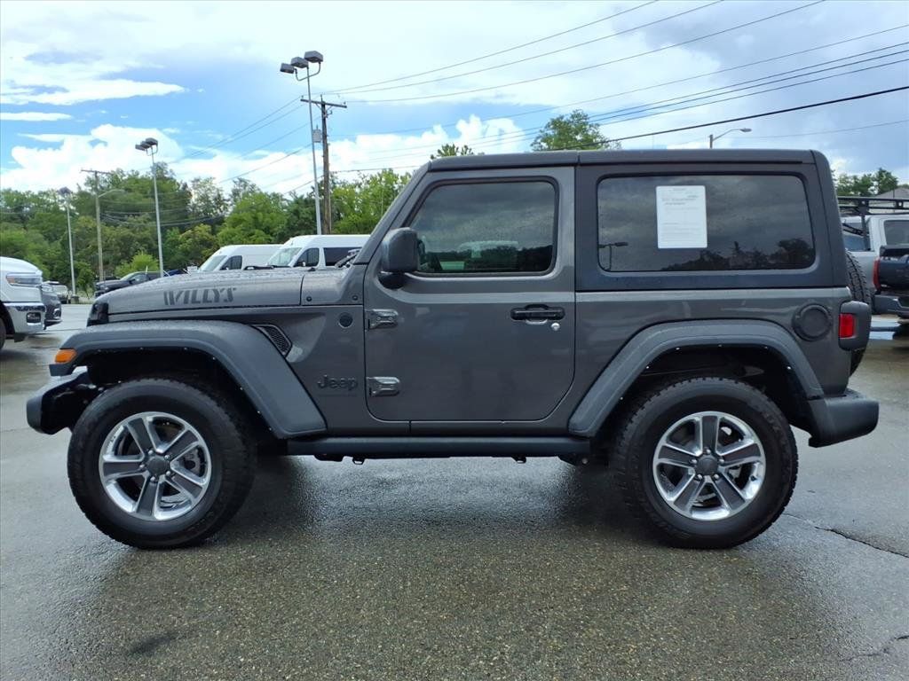 Used 2022 Jeep Wrangler Sport AWD/4WD image 7