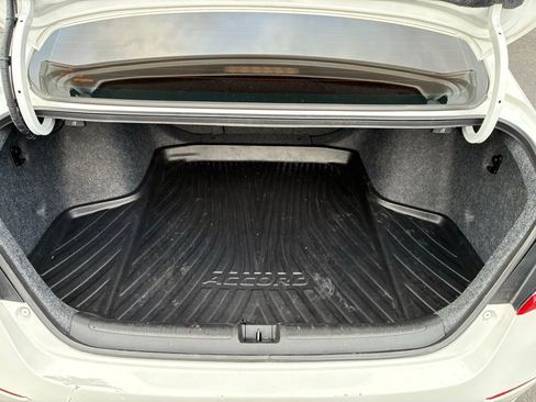 Used 2021 Honda Accord Sport image 10