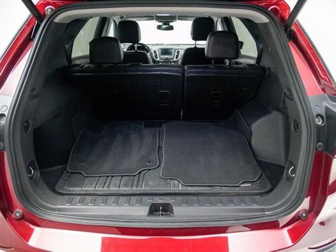 Used 2021 Chevrolet Equinox LT image 9