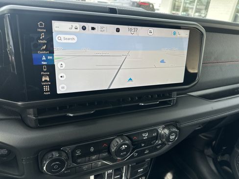 Used 2026 Jeep Wrangler Unlimited Rubicon 392 image 17