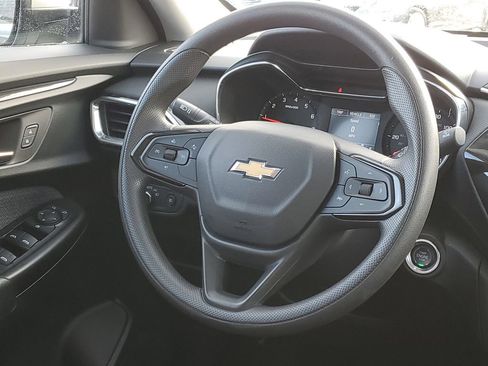 Certified 2023 Chevrolet TrailBlazer LT w/ Convenience Package image 30