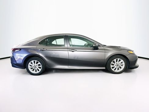 Used 2024 Toyota Camry LE image 10