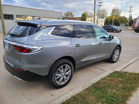 Used 2024 Buick Enclave Essence w/ Experience Buick Package image 14