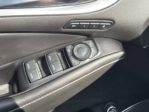 Used 2019 Buick Enclave Avenir w/ Avenir Technology Package AWD/4WD image 40