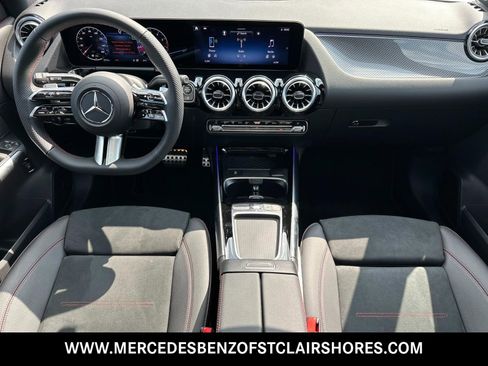 New 2025 Mercedes-Benz GLA 250 4MATIC image 15