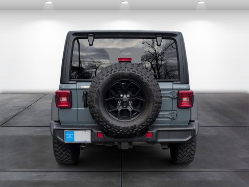 Used 2024 Jeep Wrangler Willys image 4