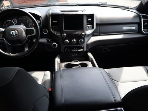 Used 2021 RAM 1500 Big Horn RWD image 30