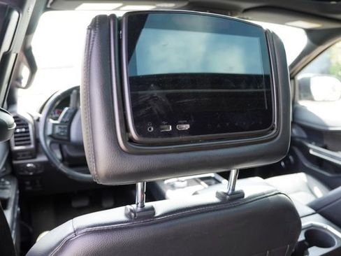 Used 2019 Ford Expedition Max Limited w/ Equipment Group 302A AWD/4WD image 4