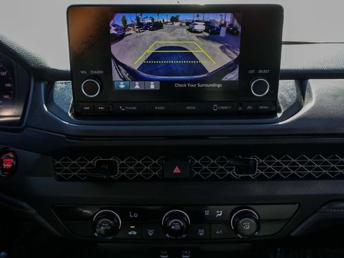 Used 2025 Honda Accord LX image 29