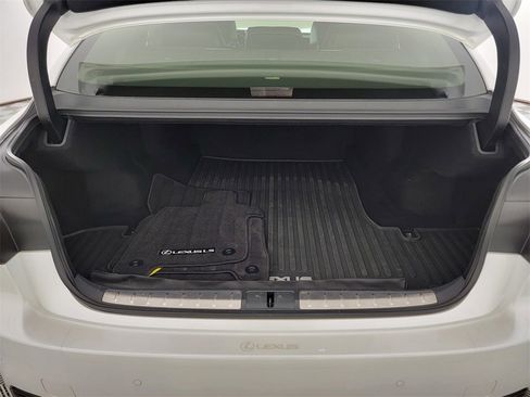 Used 2022 Lexus LS 500 AWD w/ Luxury Package image 43