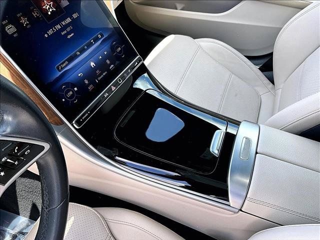 Used 2022 Mercedes-Benz C 300 Sedan image 15
