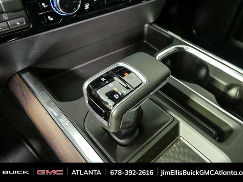 New 2026 GMC Sierra 1500 SLT w/ SLT Convenience Package image 18