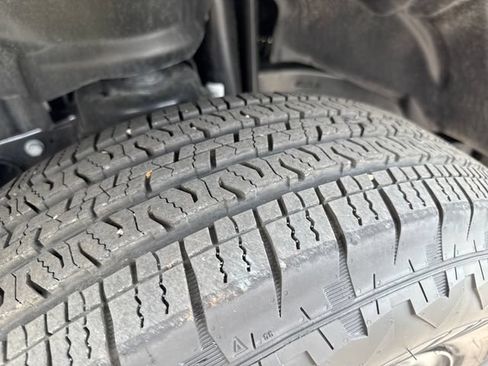 Used 2026 Jeep Wrangler Sport AWD/4WD image 26
