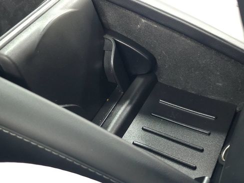 Used 2021 Tesla Model X Performance AWD/4WD image 34