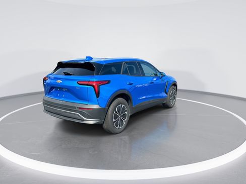 Used 2024 Chevrolet Blazer EV LT AWD/4WD image 9