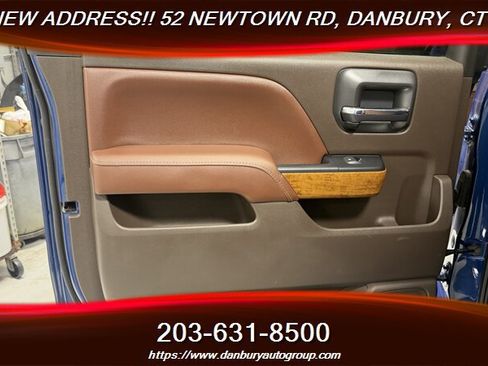 Used 2018 Chevrolet Silverado 3500 High Country w/ Duramax Plus Package AWD/4WD image 28