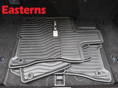 Used 2016 Acura RLX Sport Hybrid w/ Technology Pkg image 9