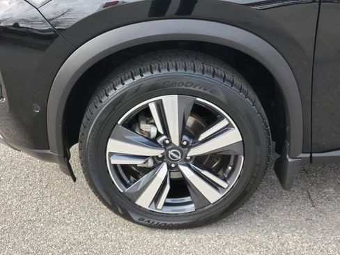 Certified 2023 Nissan Rogue SL w/ SL Premium Package image 10