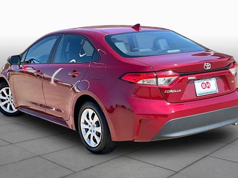 Used 2025 Toyota Corolla LE FWD image 12