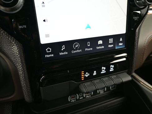 Used 2025 RAM 1500 Limited image 21