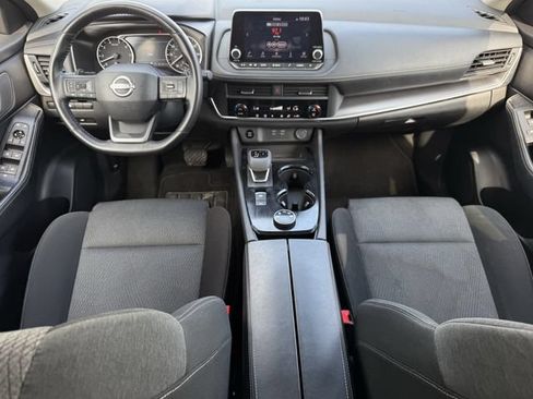 Used 2025 Nissan Rogue SV AWD/4WD image 10