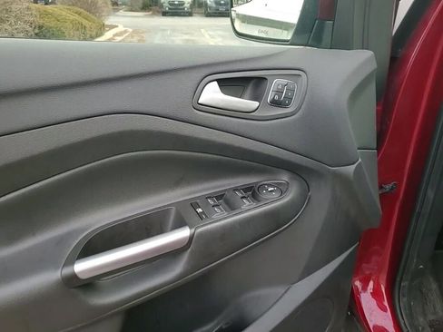 Used 2016 Ford Escape Titanium image 18