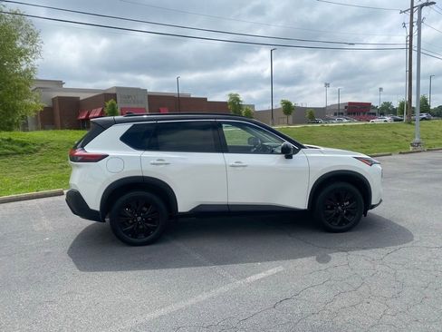 Used 2023 Nissan Rogue SV w/ SV Premium B Package AWD/4WD image 8