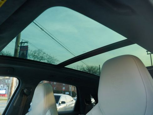 Used 2019 Porsche Cayenne Turbo image 55