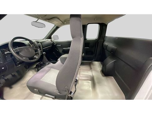 Used 2011 Chevrolet Colorado W/T RWD image 15