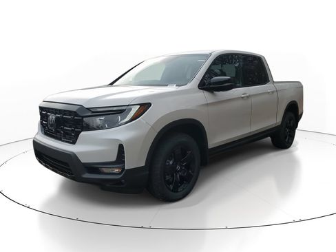New 2026 Honda Ridgeline Black Edition image 3