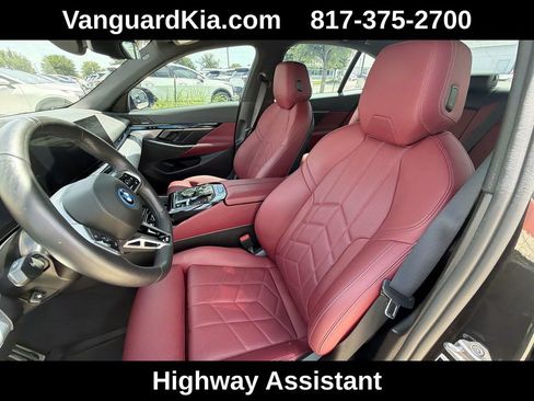 Used 2024 BMW i5 eDrive40i w/ M Sport Package RWD image 15