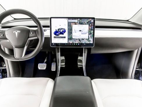 Used 2021 Tesla Model Y Long Range AWD/4WD image 19