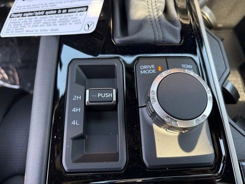 New 2026 Toyota Tundra Platinum AWD/4WD image 30