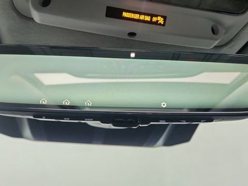 Used 2025 Land Rover Defender 110 X image 58