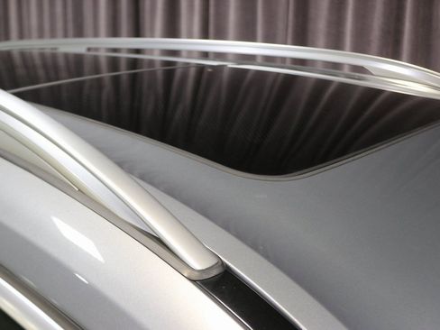 Certified 2023 BMW X7 xDrive40i w/ Executive Package image 6