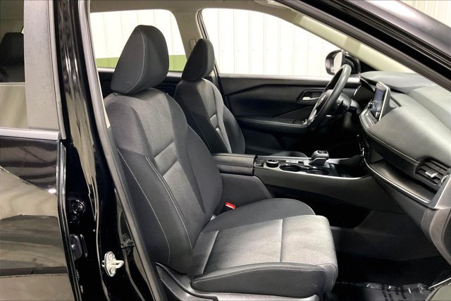 Used 2024 Nissan Rogue SV AWD/4WD image 7
