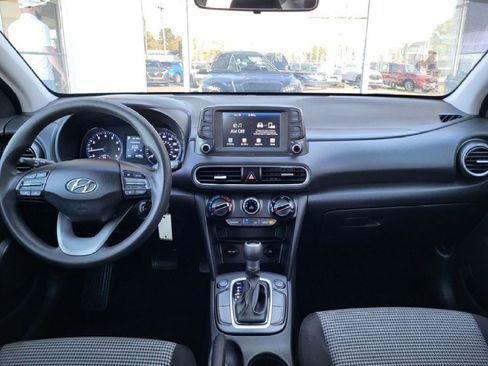 Used 2018 Hyundai Kona SE image 7