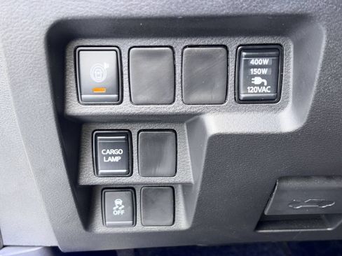 Certified 2025 Nissan Frontier SV w/ SV Convenience Package RWD image 23