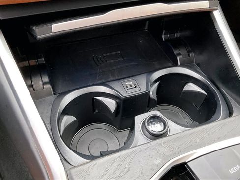 Used 2023 BMW i4 eDrive35 image 36