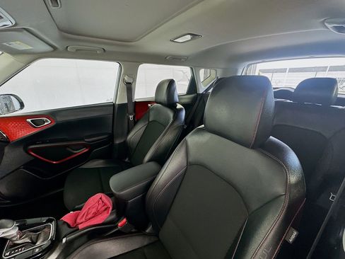 Used 2023 Kia Soul GT-Line FWD image 20