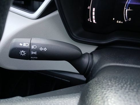 Used 2026 Toyota Corolla LE FWD image 5