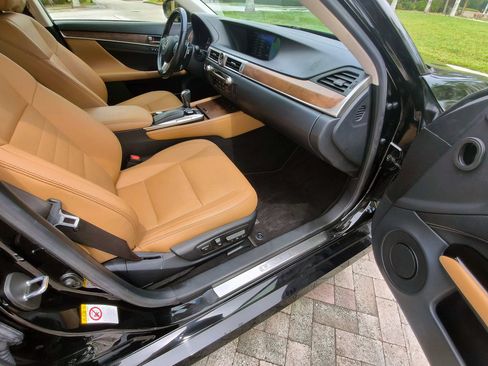 Used 2017 Lexus GS 350 w/ Preferred Accessory Package RWD image 43