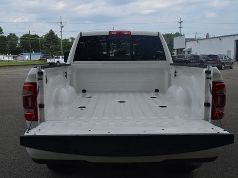 Used 2023 RAM 3500 Laramie AWD/4WD image 5