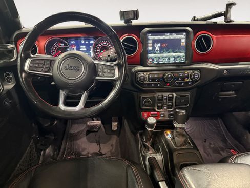 Used 2019 Jeep Wrangler Unlimited Rubicon AWD/4WD image 11