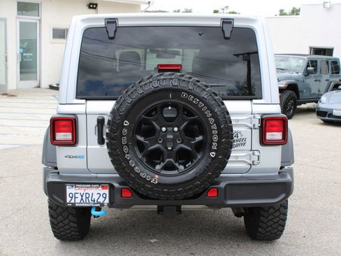 Used 2023 Jeep Wrangler Unlimited AWD/4WD image 5