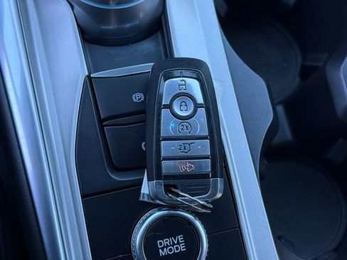 Certified 2022 Ford Explorer XLT w/ Equipment Group 202A AWD/4WD image 12