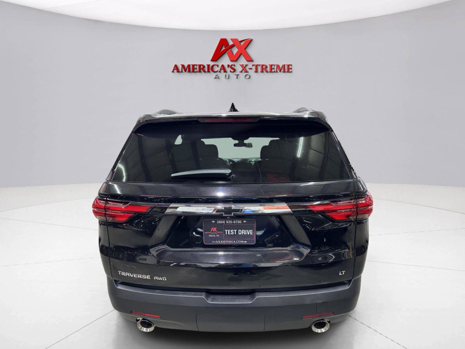 Used 2023 Chevrolet Traverse LT AWD/4WD image 5